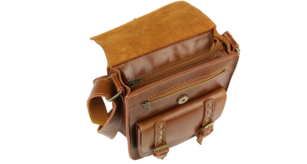 вертикальная кожаная сумка с наплечным ремнём с карманами терракотовая