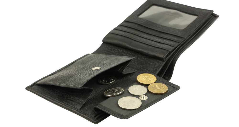 черный кошелек из коровьей кожи c отделением для карт и монет