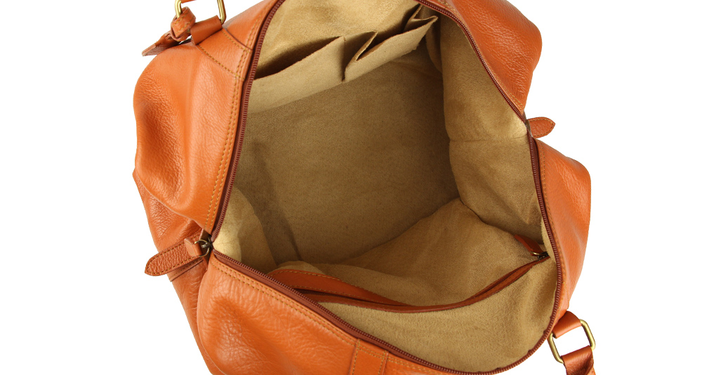 внутреннее отделение на молнии у большой дорожной сумки из натуральной кожи Bufalo BBJ-01s
