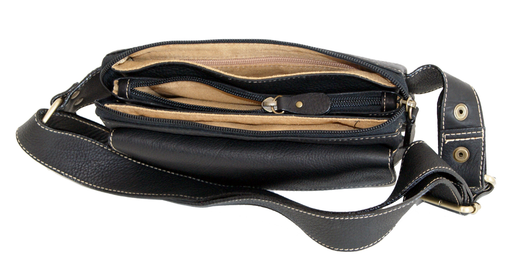 женская сумка на пояс черного цвета